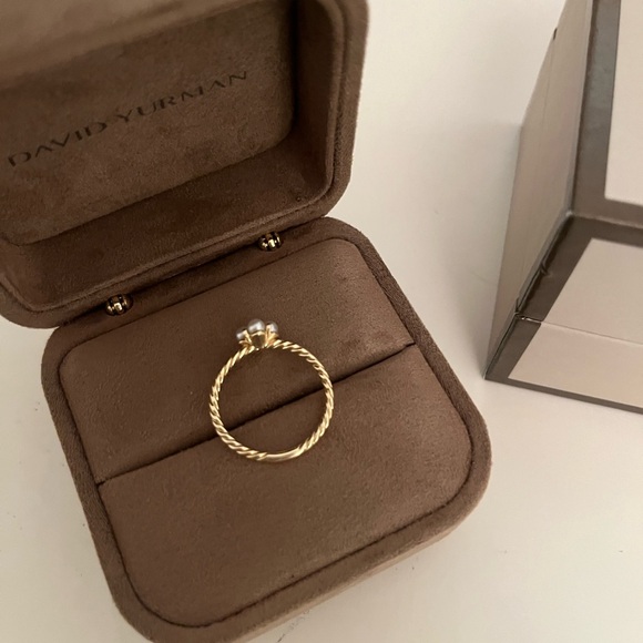 David Yurman Petite Modern Renaissance Pearl Ring - Picture 5 of 9